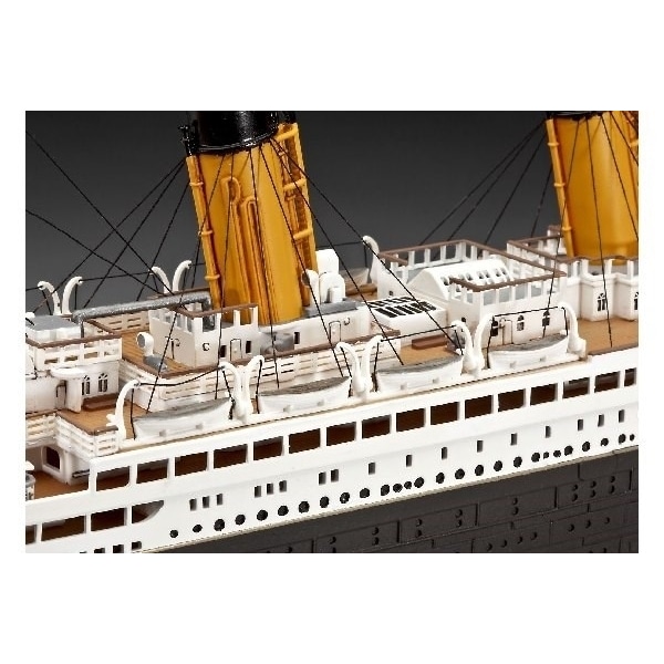 Revell 100 Years Titanic (Spec,Edition)