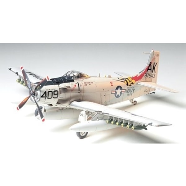 Tamiya 1/48 DOUGLAS A1H SKYRAIDER