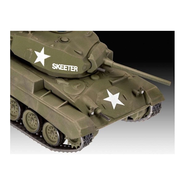 Revell 1:76 M24 Chaffee
