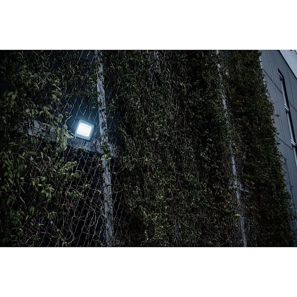 brennenstuhl LED-kohdevalo JARO 20060 / LED-valonheitin 150W ulkokäyttöön (LED-ulkovalo seinäasennukseen, 17500lm, valmistettu korkealaatuisesta alumi