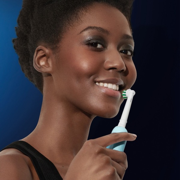 Oral B Eltandborste Pro1 Duo Black / Turquoise