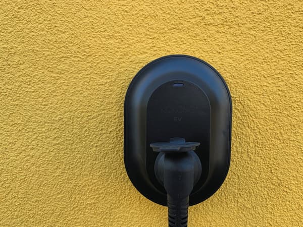 Kokong Ev Zen Charger, Polar Black