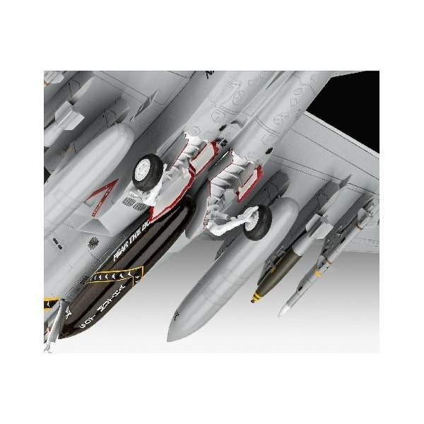 Revell F/A-18F Super Hornet