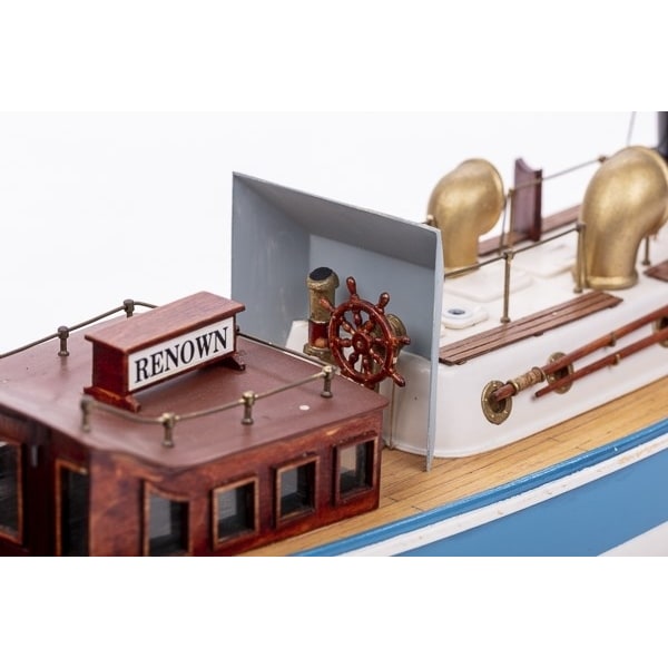 1:35 H.M.S. Renown-Plastic hull