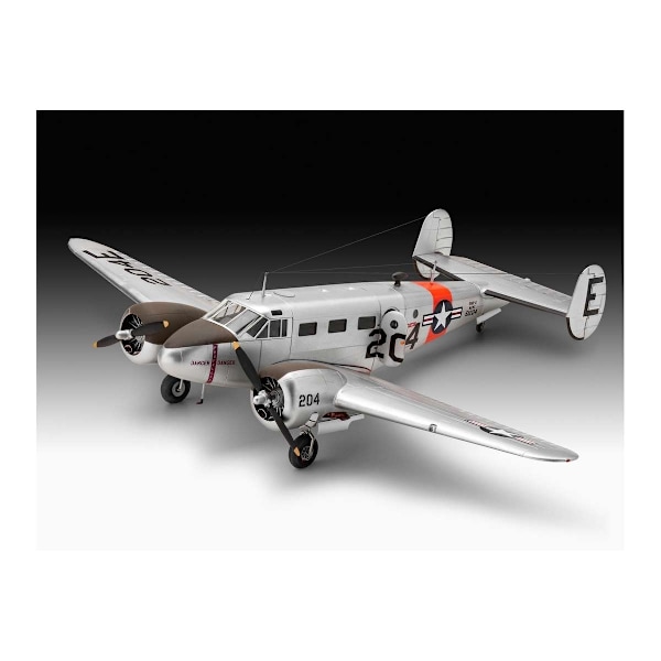 Revell Beechcraft Model 18 1:48