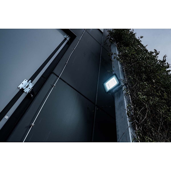 brennenstuhl LED-kohdevalo JARO 14060 / LED-valonheitin 100W ulkokäyttöön (LED-ulkovalo seinäasennukseen, 11500lm, valmistettu korkealaatuisesta alumi