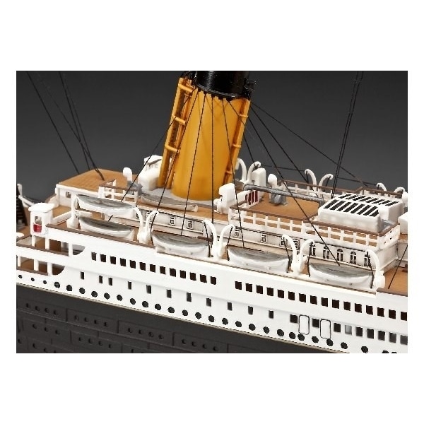 Revell 100 Years Titanic (Spec,Edition)