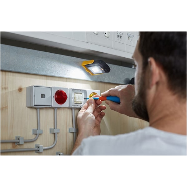 brennenstuhl 4+3 SMD LED arbejdslys i praktisk lommeformat (360° drejelig, foldbar krog, maks. 24 timers lystid)