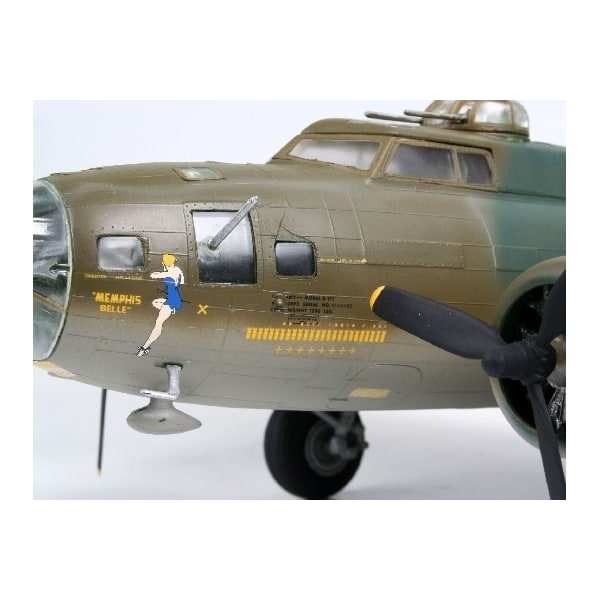Revell B-17F Memphis Belle 1:48