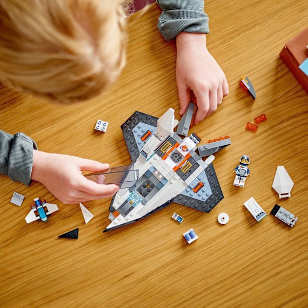 LEGO City Space 60430  - Intergalaktisk rumskib