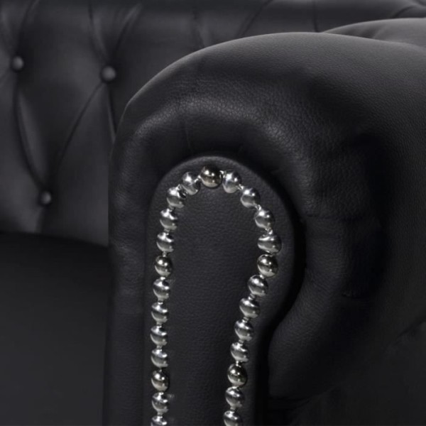 2-sits Chesterfield soffa i svart syntetläder - HURRISE - träram - mjuk komfort