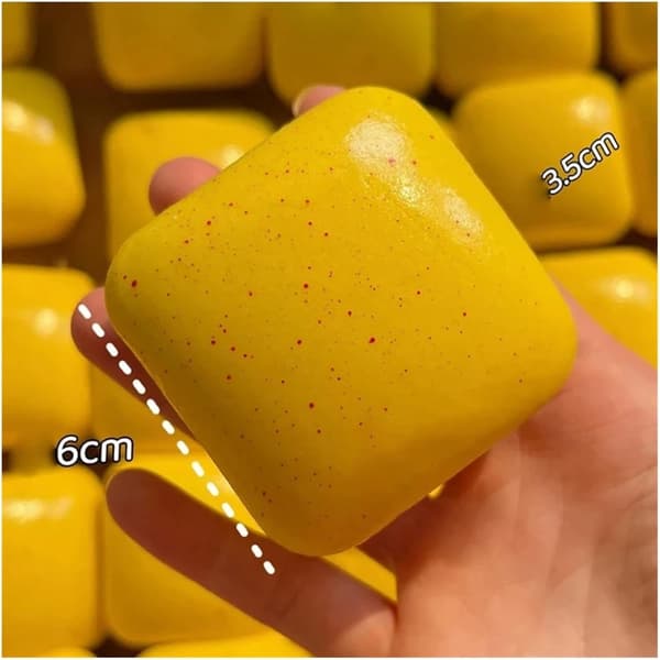 6 cm Toast Squishy, Mini Blød Langsomt Stigende Klemmelegetøj, Sensorisk Fidgetlegetøj til Børn og Voksne Brown 2 st