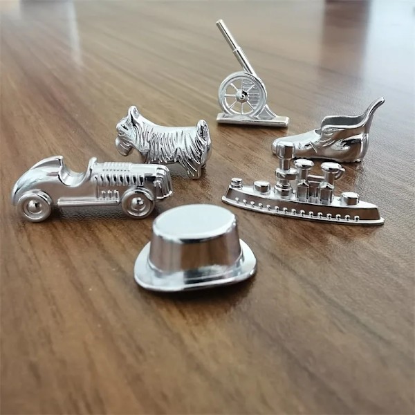 6 kappaletta metalliseos shakkinappuloita lautapelin lisävarusteet pelinappulat Monopoly-peli