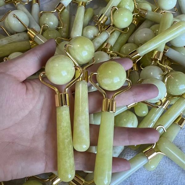 Naturlig Jade Face Roller Gua Sha Scraper Set Guasha massageverktyg Emerald A