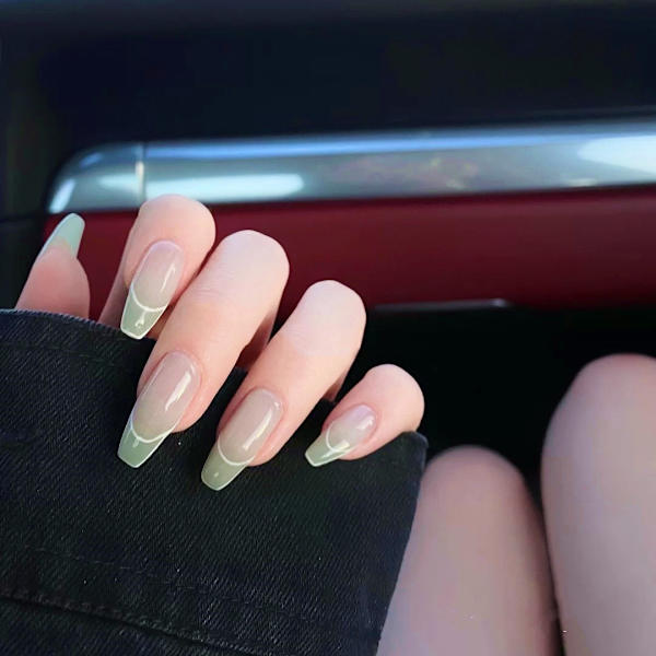 24 stycken/set Avtagbar bärbar manikyr balett nagellapp green lines