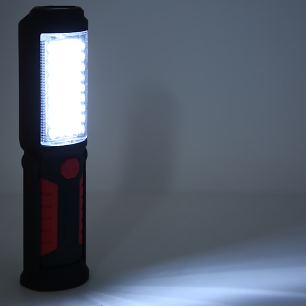 Ladattava kannettava USB LED-taskulamppu retkeilyyn, vaellukseen ja työpajatoimintaan