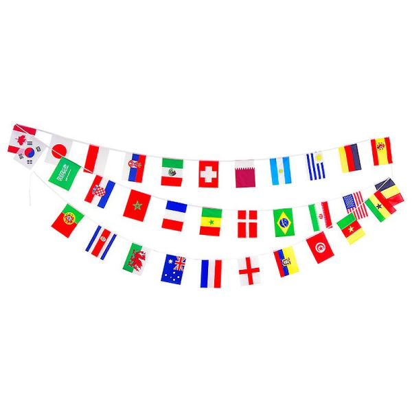 World Cup dekorerade nationella flaggor i de 32 bästa länderna