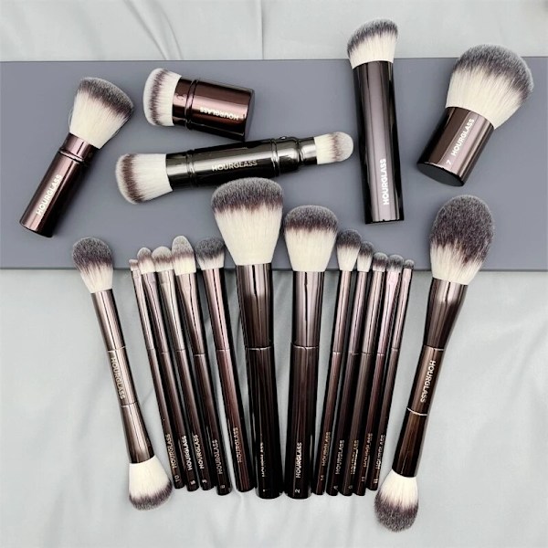 Timglass komplett utbud av sminkborstar sminkverktyg HG concealer No box