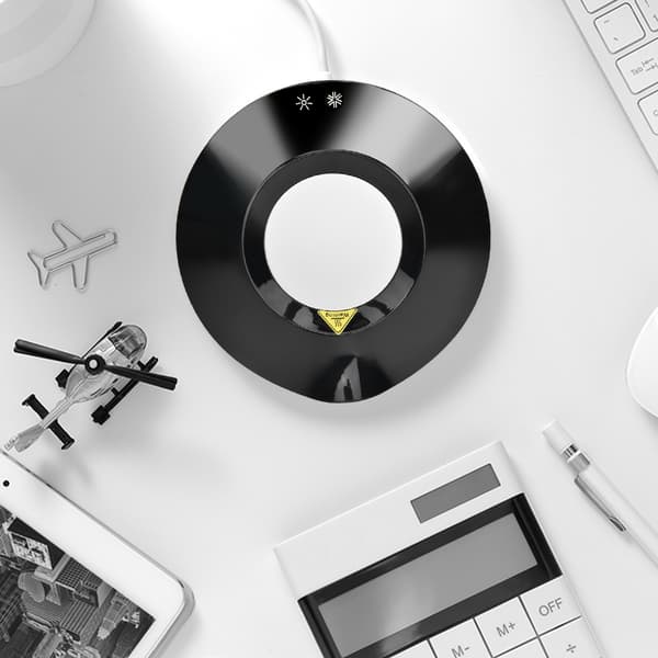 USB-drevet dobbeltformål coaster isoleret måtte til varme kolde drikke sorte