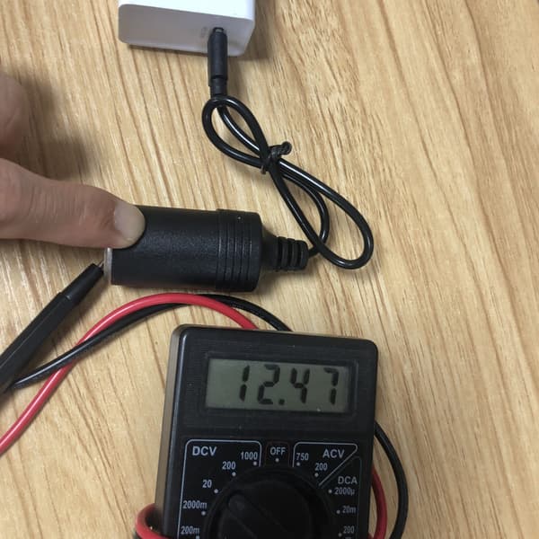 USB C Type-C - autotupakansytyttimen virtamuunninkaapeli 12V 3A 36W autoon