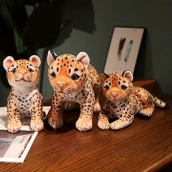 Simulerad liten leoparddocka plyschleksak leopardunge docka skrivbordsprydnader presenter för män och kvinnor sitting position