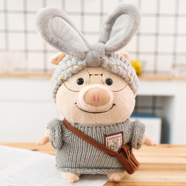 Söt resekläd plyschleksak för piggydocka gray sweater