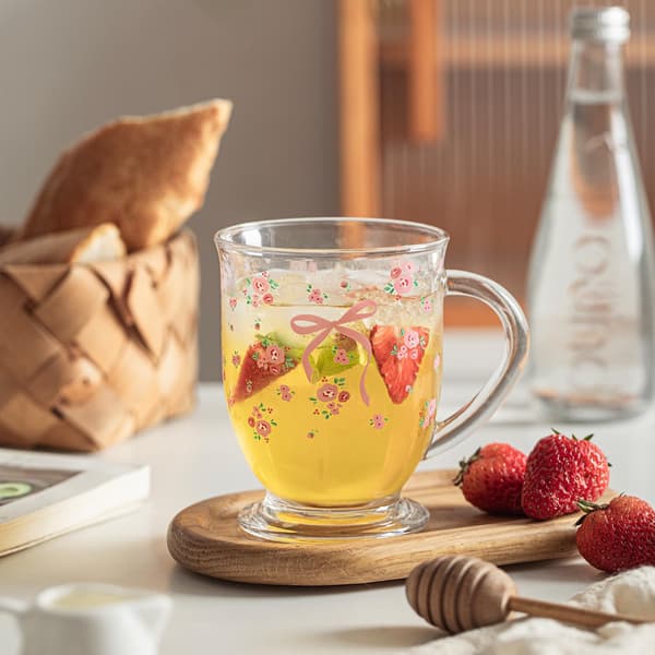Topak rosa Irish coffee-muggar med rosett - perfekt för iskaffe