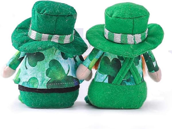 2 stk. St. Patrick's Day Nissepynt, Dejlige Plys Nissedukker Med Grøn Kløverhat