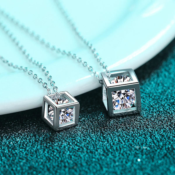 Moissanite hänge halsband 1 karat S925 Silver D