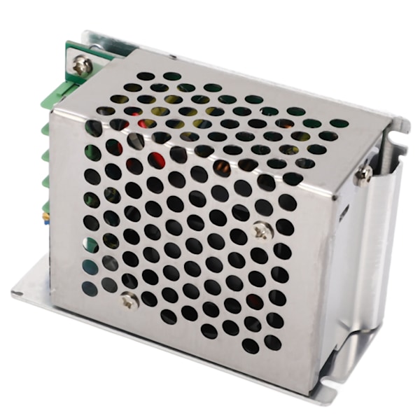 Säädettävä tehokas 400W DC-DC Buck-moduuli, jossa on anti-reflow ja useita suojauksia tuulettimien käyttöön