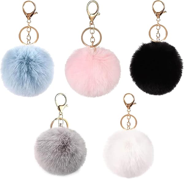 Fem pom-pom nøgleringe, bløde og fluffy plys nøgleringe (8 cm).