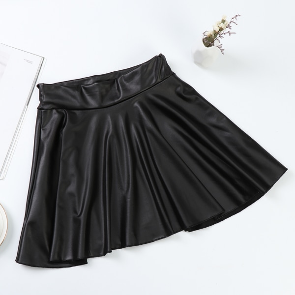 Kjolar i konstläder Kort kjol SVART M e5d8 | Fyndiq