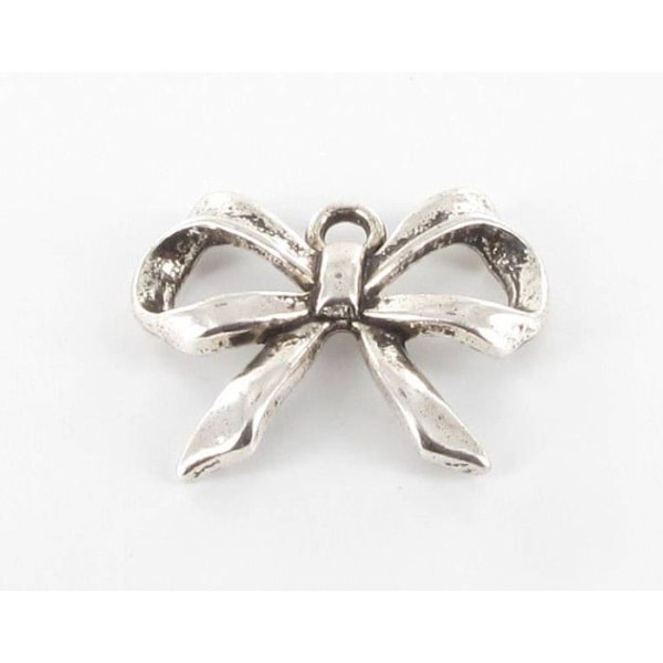 Metallisk berlock Knut 22mm Silverfärgad Silver