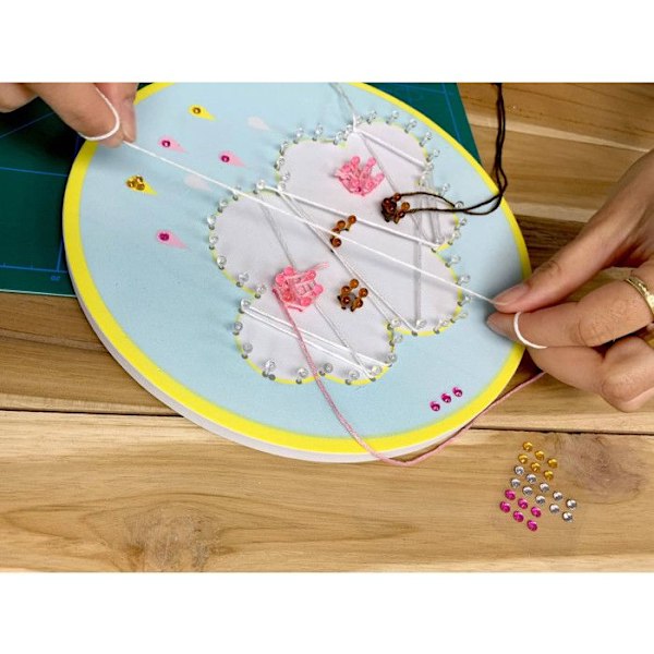 Tavla av spänd tråd String Art för Barn Moln 21 cm