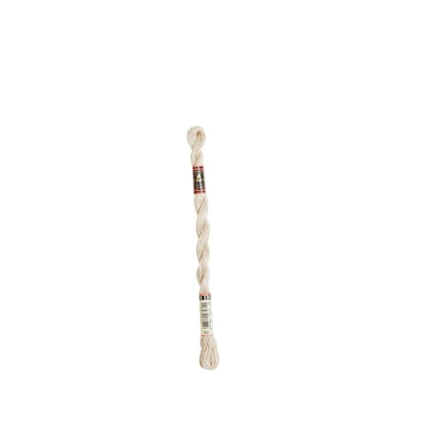 Fil DMC Coton Perlé Médium N5 Col. 822 Färg nummer 822
