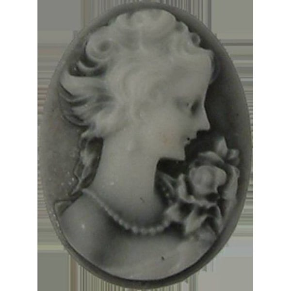 Oval camé en resin Grå färg 23 x 17 mm Aska
