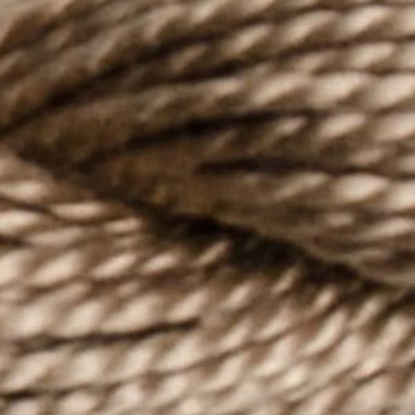 DMC - Fil DMC Coton Perlé Medium N5 Col. 841 Färg nummer 841