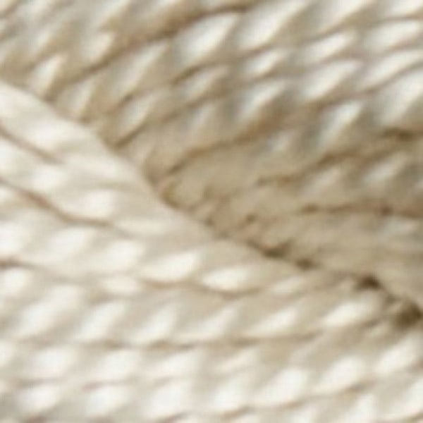 Fil DMC Coton Perlé Médium N5 Col. 822 Färg nummer 822