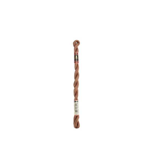 DMC - Fil DMC Coton Perlé Small N8 Col. 840 beige