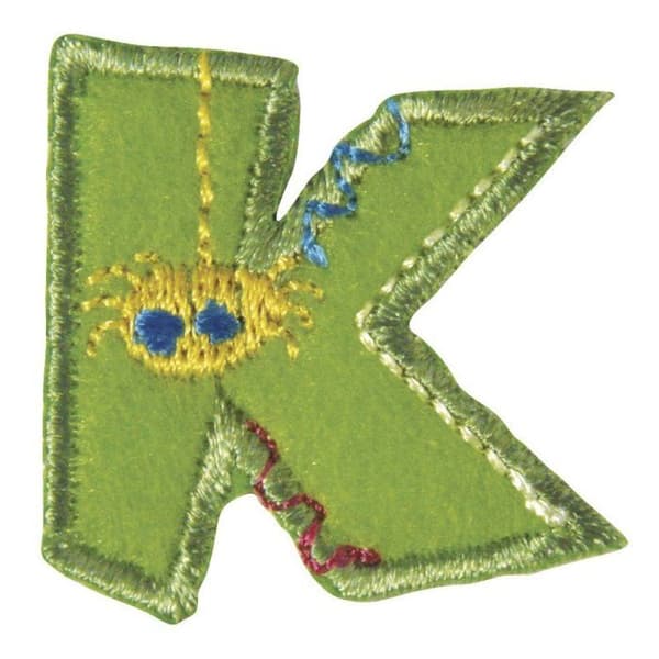 Rayher - Broderat strykmärke Bokstav K 3 cm