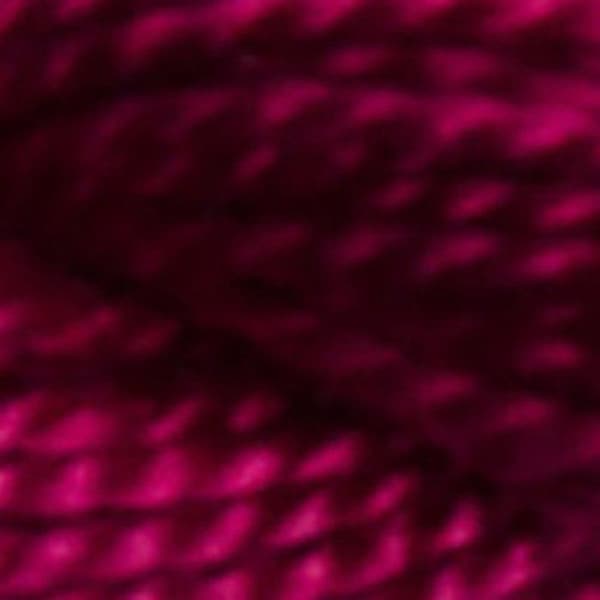 DMC - Fil DMC Coton Perlé Medium N5 Col. 915 Violett