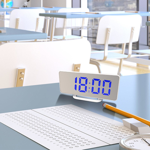 Ny Creative Mobiltelefon Laddningsspegel Elektronisk Sleepy Alarm Clock Led Display Hotellklocka A