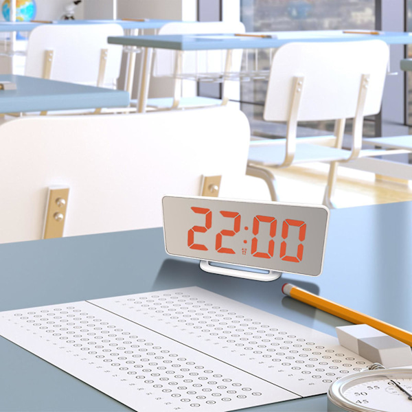 Ny Creative Mobiltelefon Laddningsspegel Elektronisk Sleepy Alarm Clock Led Display Hotellklocka C