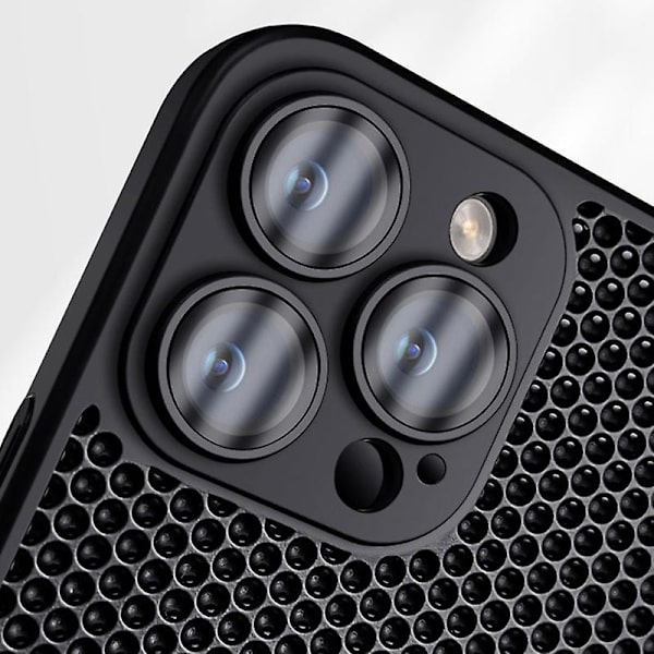 Puhelinkuori iPhone 15 Pro:lle, lämmönpoisto kova PC iskunkestävä suojakuori linssikalvolla White