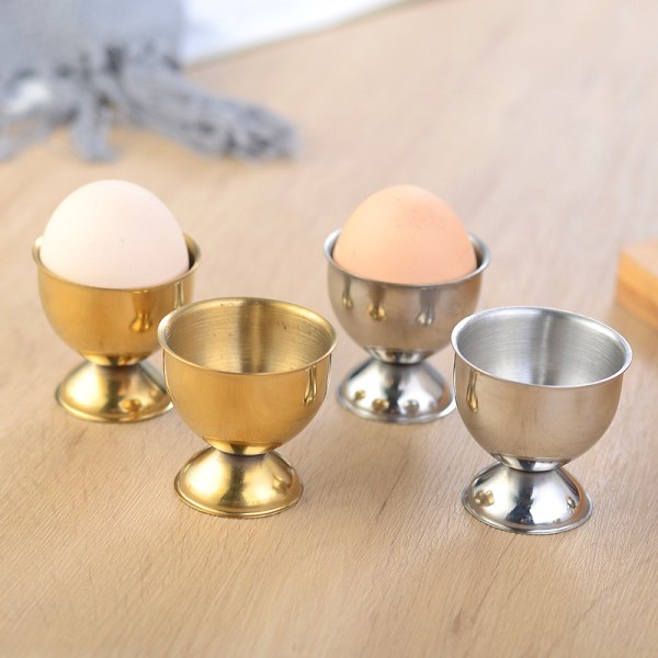Set med 6 äggkoppar av rostfritt stål för kokta ägg (guld)