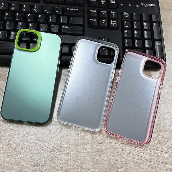 For iPhone 14 Pro Max Deksel IMD Sølvfarget TPU+PC Telefondeksel Multicolor Style C