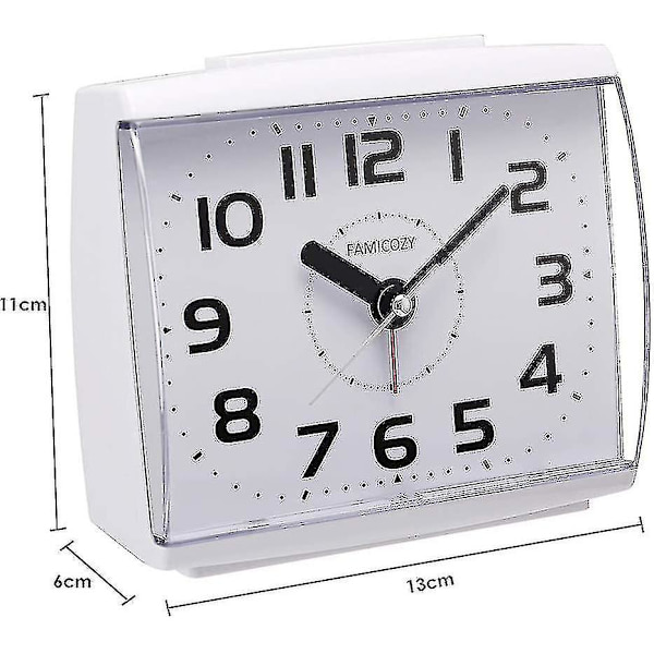 Analog väckarklocka för äldre, tyst, icke tickande med snooze och bakgrundsbelysning, crescendo högt alarm, stora siffror för enkel avläsning, batteridriven, vit
