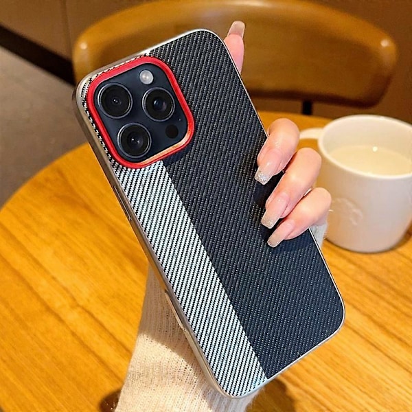 iPhone 16 Pro -kotelo, kameratyylinen hiilikuitukuvioitu nahka+PC-puhelinkuori