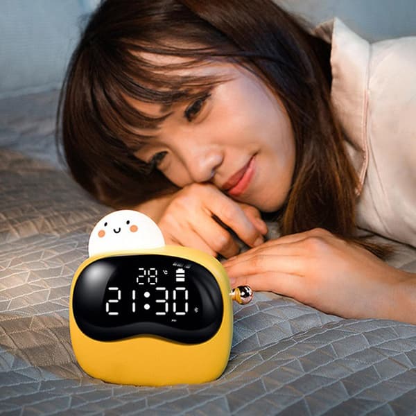 Digital väckarklocka för sovrummet Väckarklocka med Snooze Night Light