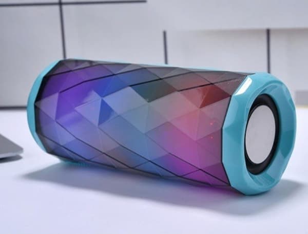 Bluetooth Højttaler 5W med seje LED lyseffekter og dobbelt bas Grey